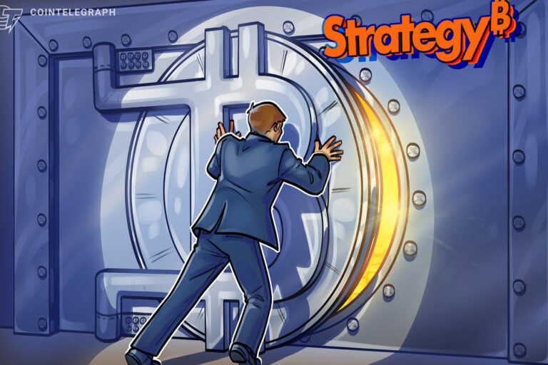 Цена биткоина рухнула на 4% после продаж Strategy BTC: аналитики предрекают повтор лета 2022 года